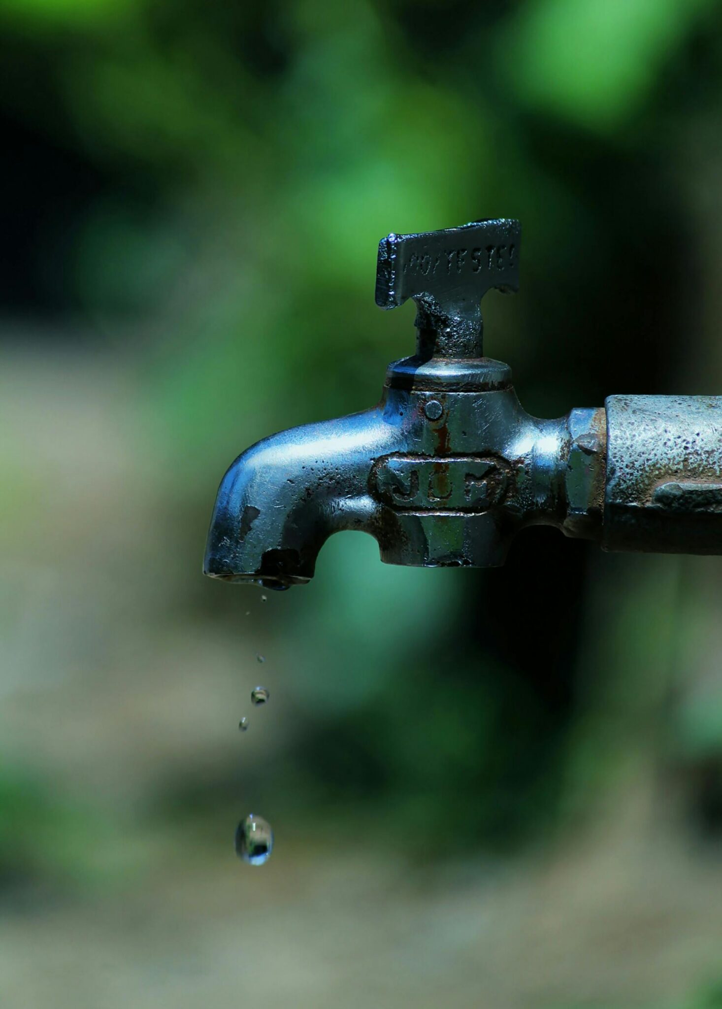 How to Fix a Leaking Outdoor Water Faucet | Plumbing Fixtures